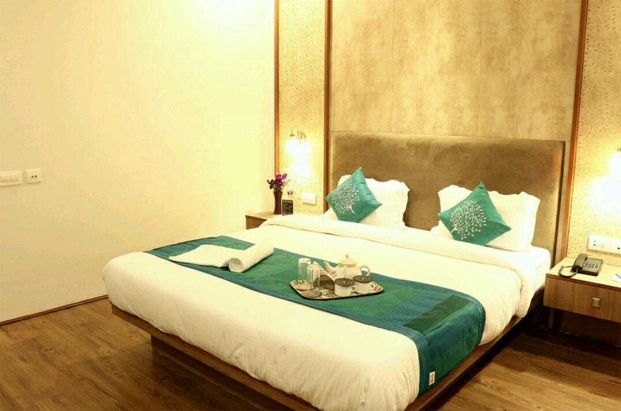 All - Fresco Hotel Kolkata Exterior photo